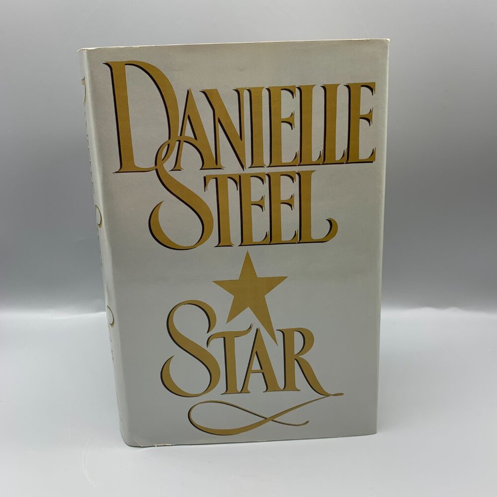 Star Hardcover Romance Novel by Danielle Steel Book Club Edition